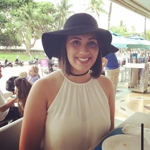 Meet your Posher, Tanya